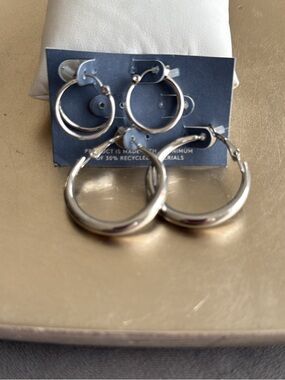 Universal Thread Silver Hoop Earring Set